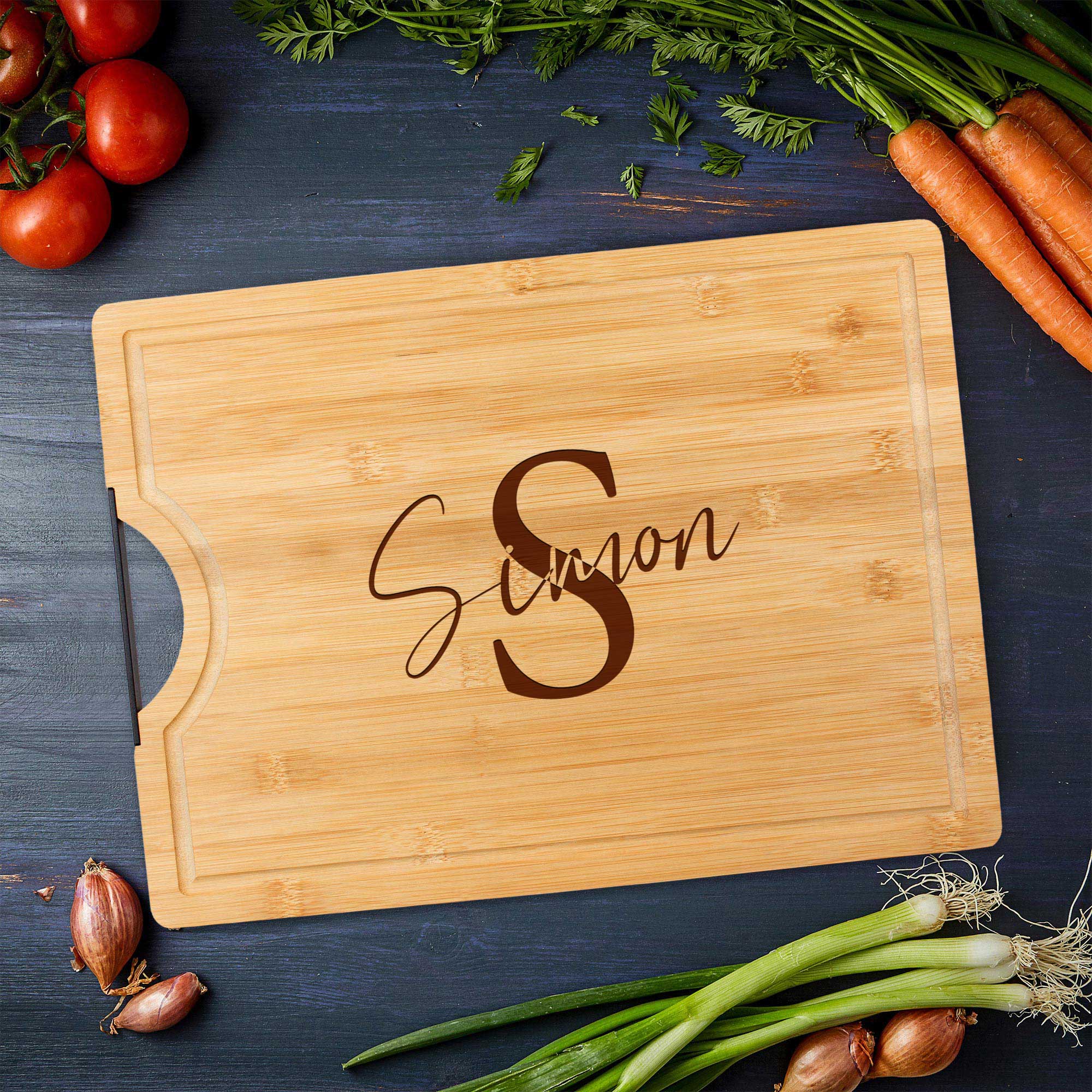 Bambusholz Schneidebrett mit Gravur - Initial Signatur Bambusholz Schneidebrett mit Gravur - Initial Signatur