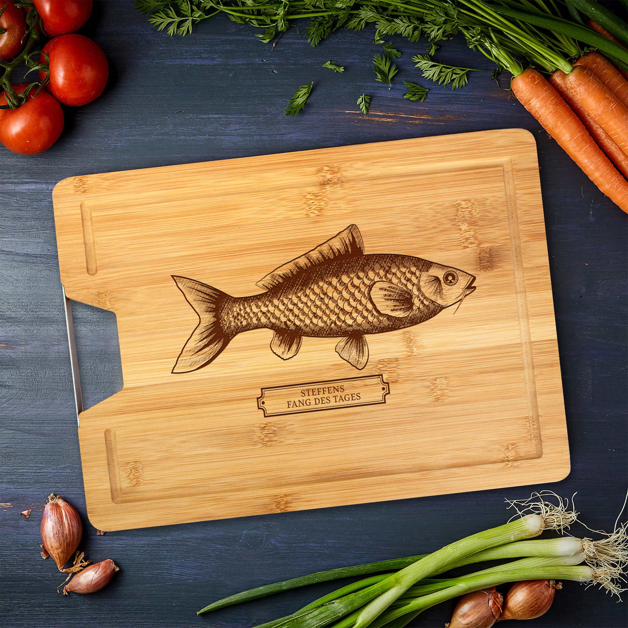 Bambusholz Schneidebrett - Fisch Gravur - Name