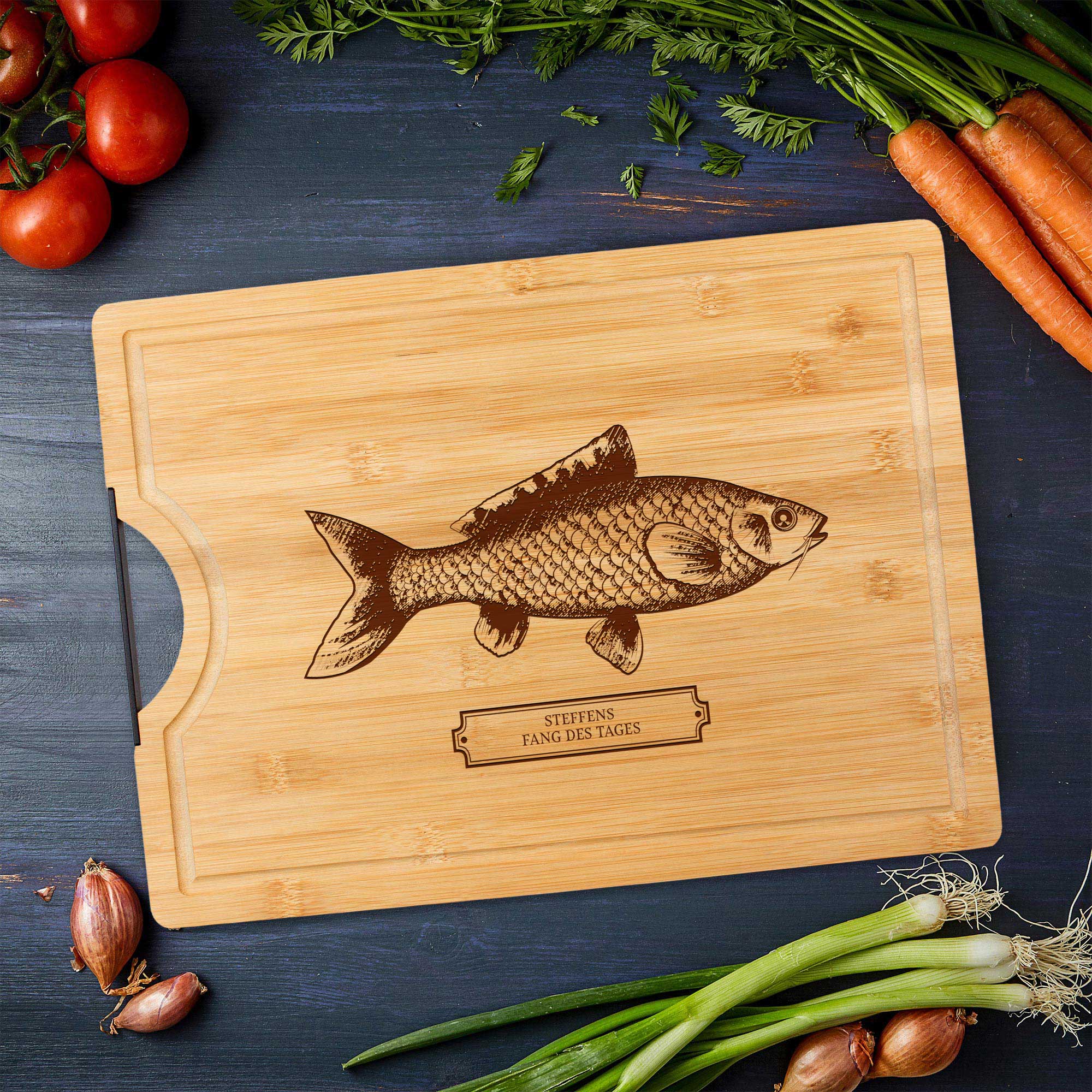 Bambusholz Schneidebrett - Fisch Gravur - Name Bambusholz Schneidebrett - Fisch Gravur - Name