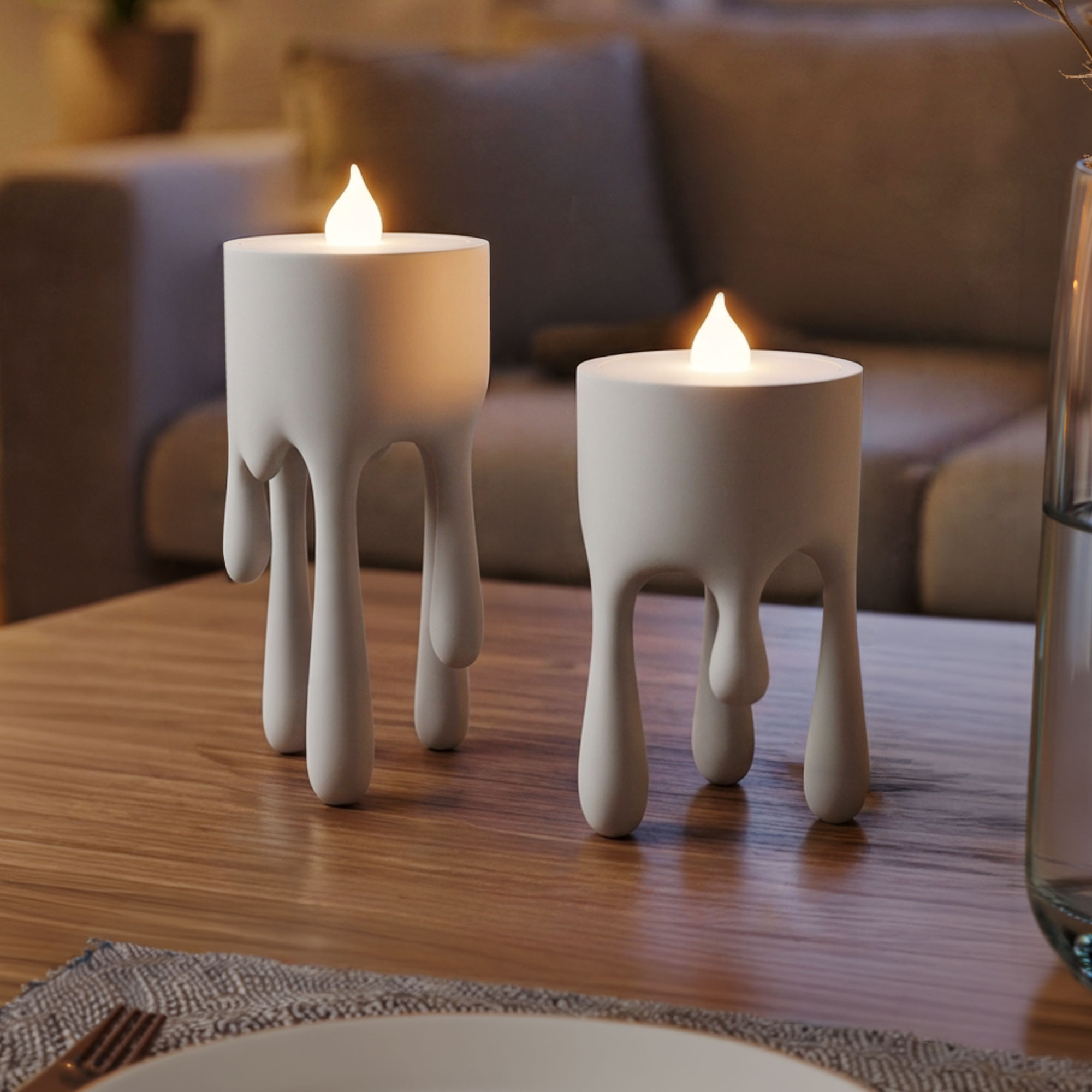 Schmelzende Kerzen – 2er-Set LED Kerzenhalter mit Schwebeeffekt