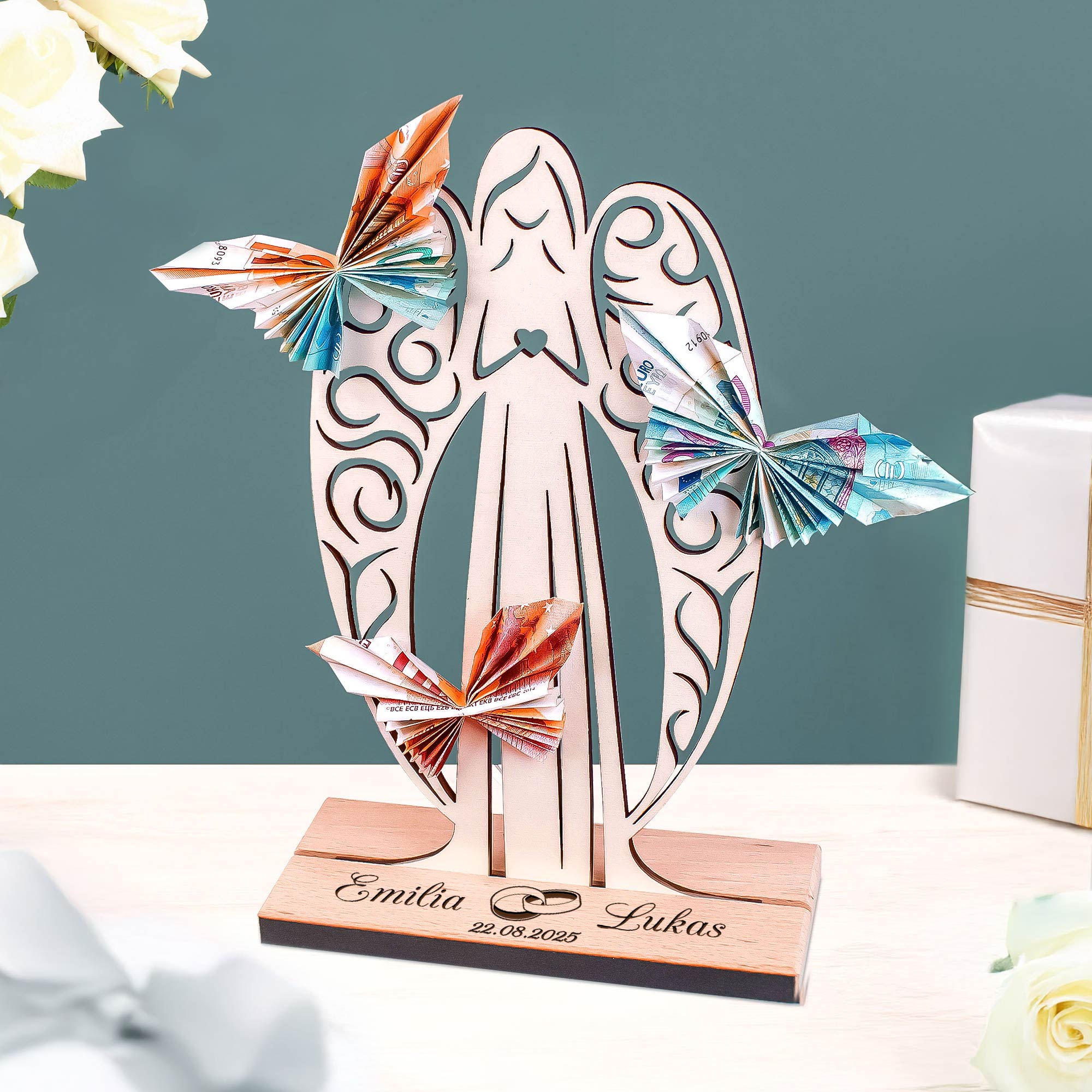 Holz Geldengel mit Gravur zur Hochzeit - Ringe - Groß