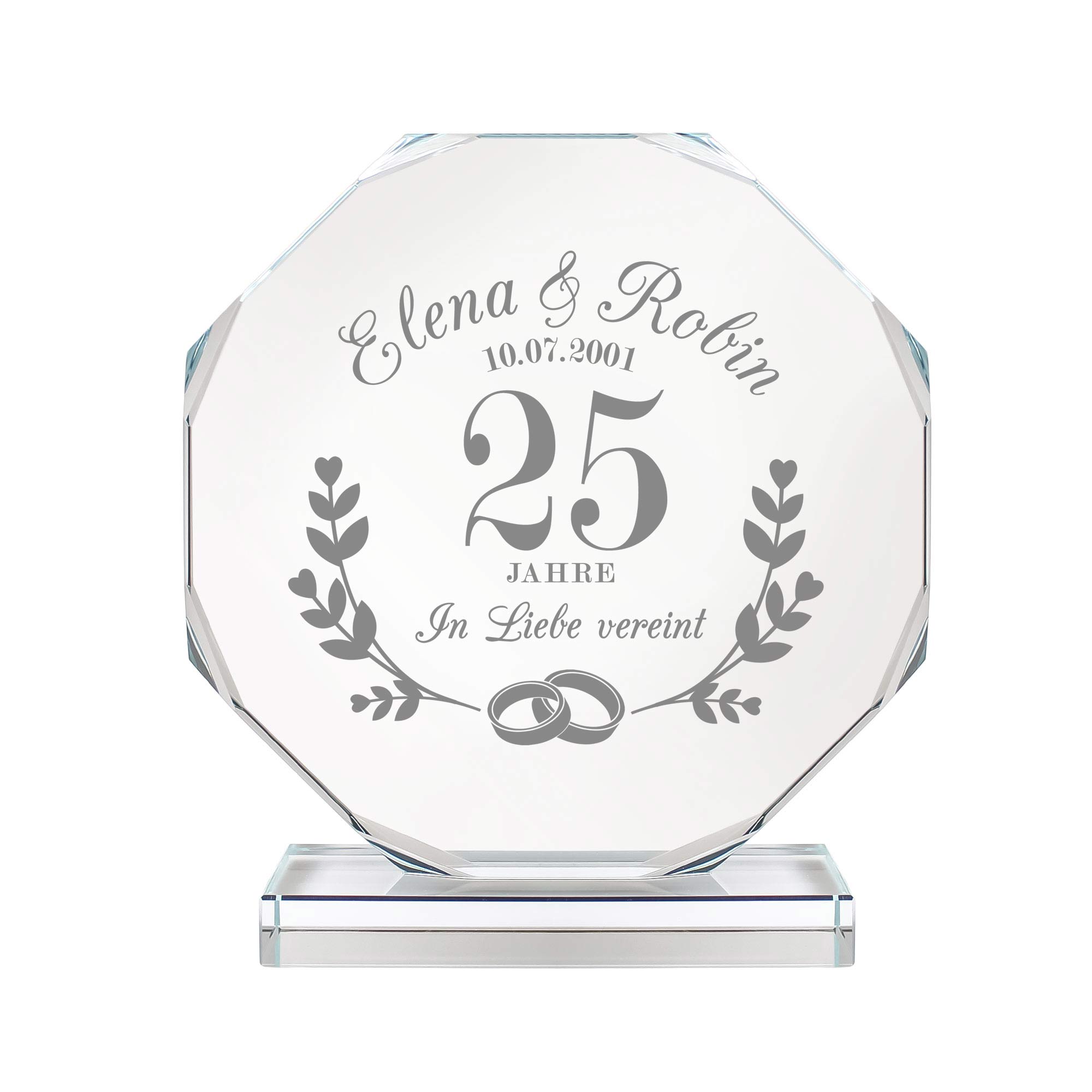 Personalisierter Glaspokal mit Facettenschliff zur Silberhochzeit