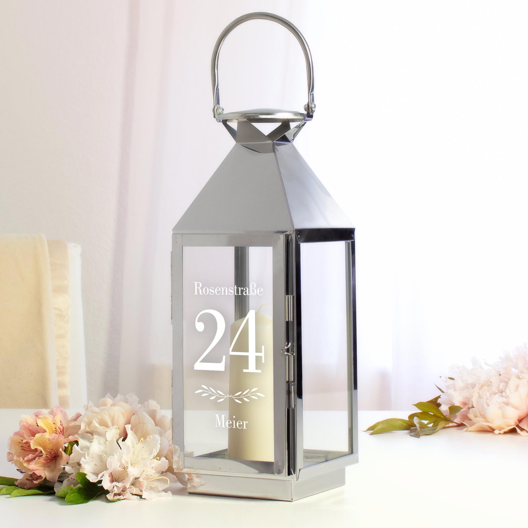 Silber Laterne mit klassischer Gravur - Name und Adresse